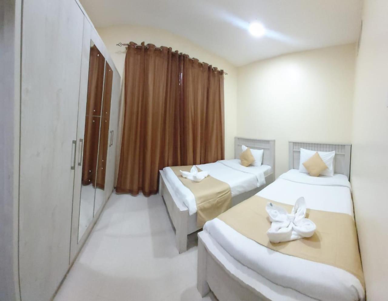 Al Khaleej Plaza Furnished Apartments Llc 아지만 외부 사진