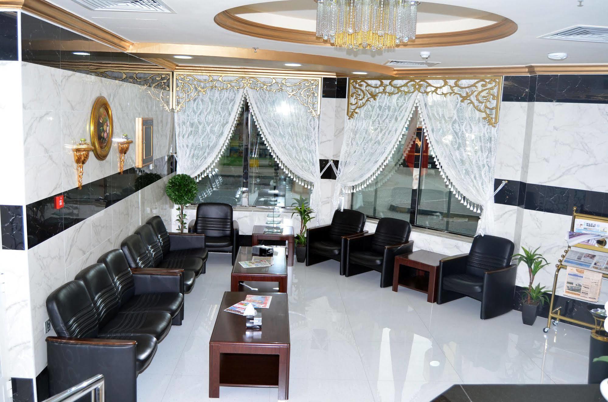 Al Khaleej Plaza Furnished Apartments Llc 아지만 외부 사진